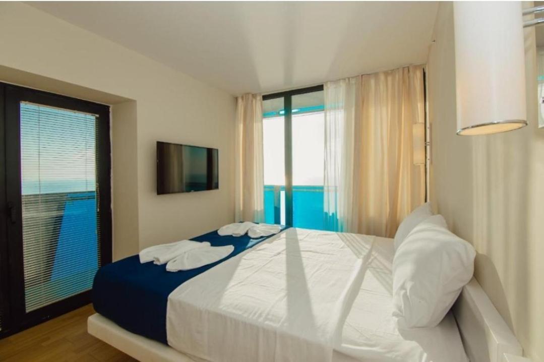 Lamar Hotel Batumi Ngoại thất bức ảnh
