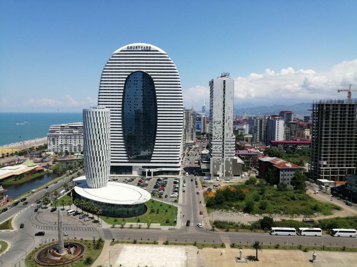 Lamar Hotel Batumi Ngoại thất bức ảnh