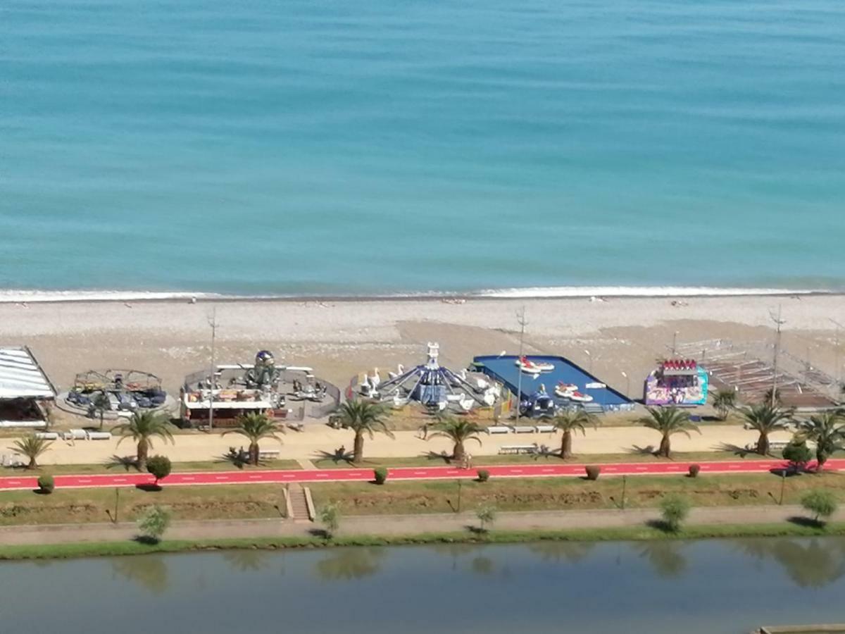 Lamar Hotel Batumi Ngoại thất bức ảnh